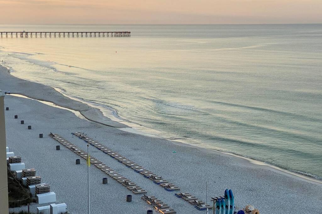 Happy Ours 2200 Sq Ft Corner Beachfront Sleeps 12 Panama City Beach Exterior photo