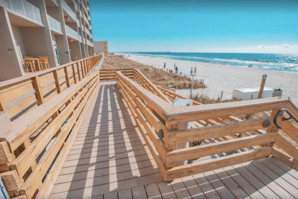 Happy Ours 2200 Sq Ft Corner Beachfront Sleeps 12 Panama City Beach Exterior photo