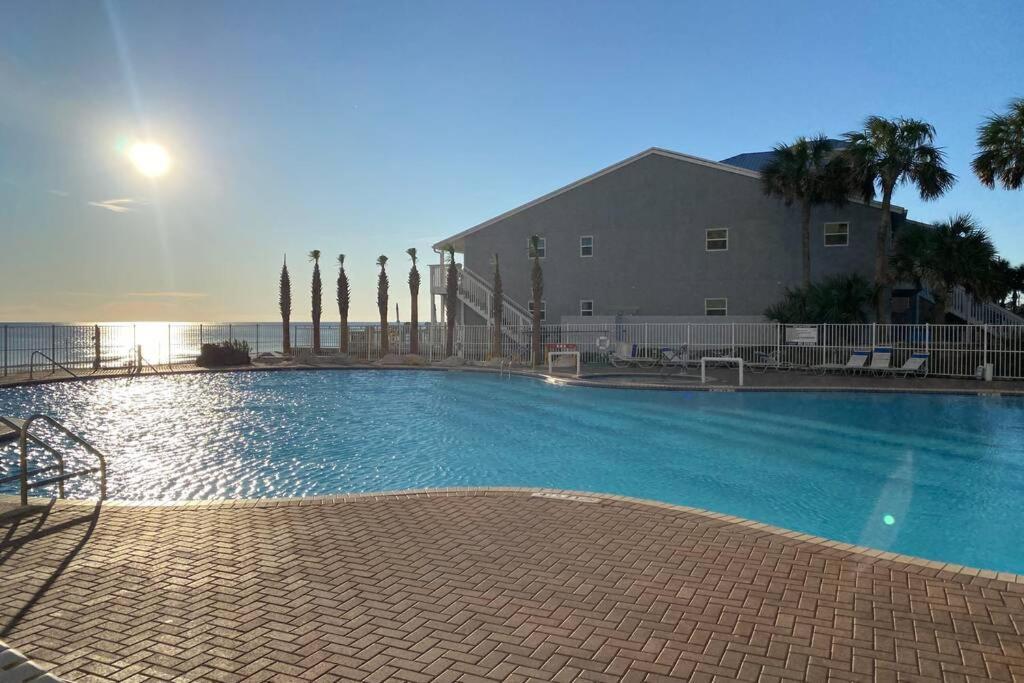 Happy Ours 2200 Sq Ft Corner Beachfront Sleeps 12 Panama City Beach Exterior photo