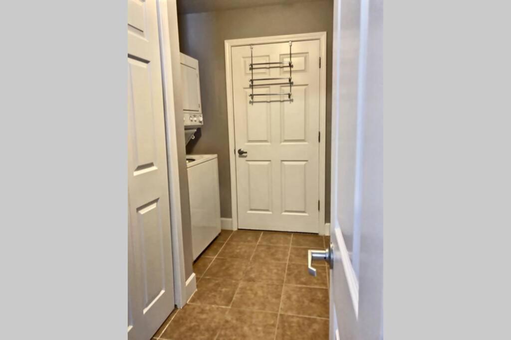 Happy Ours 2200 Sq Ft Corner Beachfront Sleeps 12 Panama City Beach Exterior photo